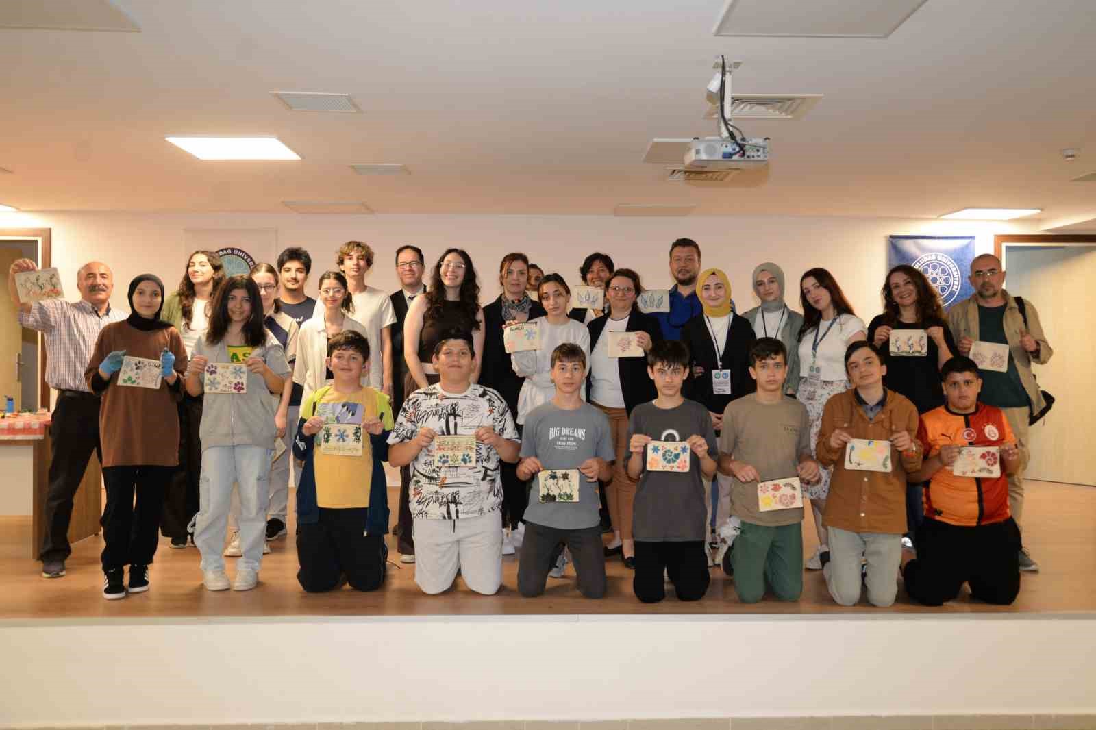 "Senin de Üniversiten" projesinin ilk konukları işitme engelli minikler oldu
