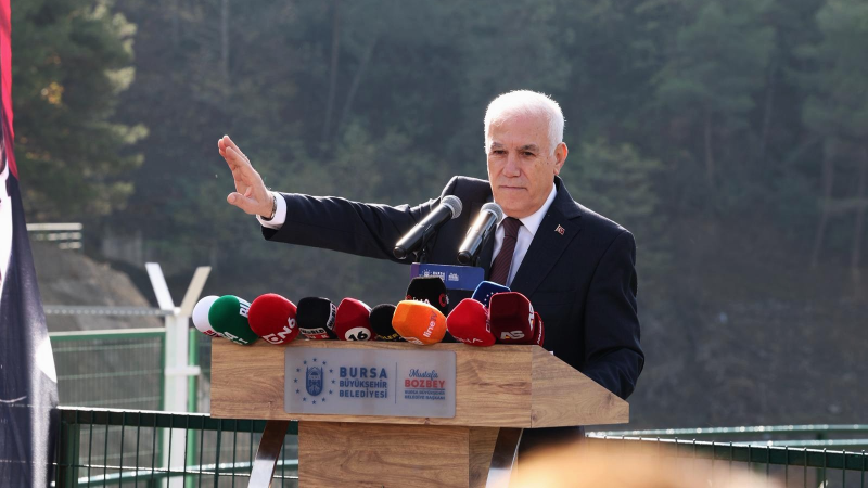 “Siyaset Değişir, Ders Çıkarmayan Kaybeder”