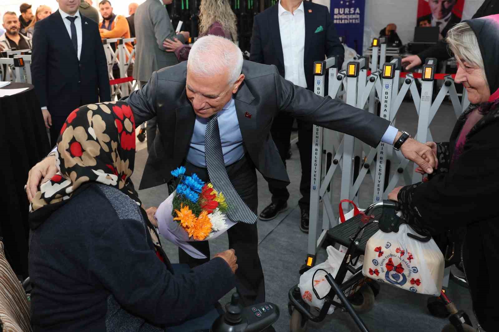 Başkan Bozbey: "Bursa’ya hizmet etmek bizim için onurdur"
