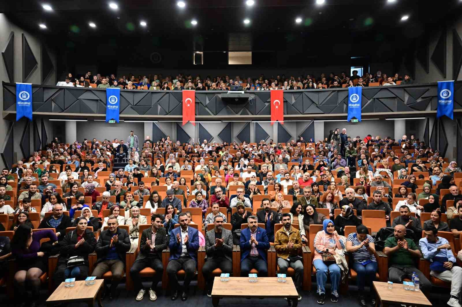 Yıldırım’da Türk halk müziği rüzgârı esti
