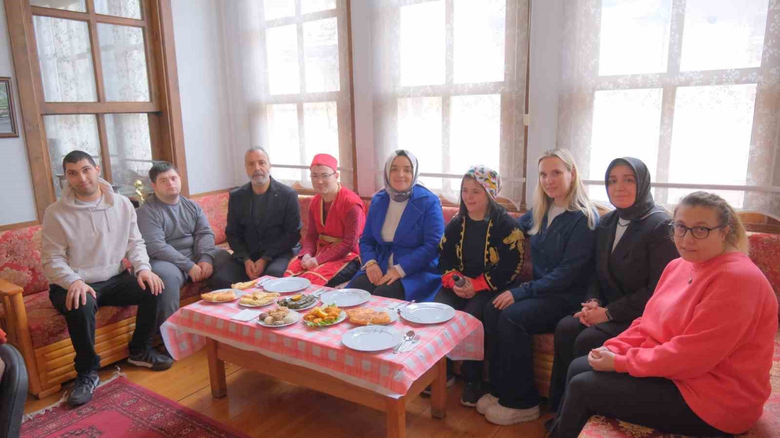 Engelli öğrenciler unutulmaz bir gün yaşadı