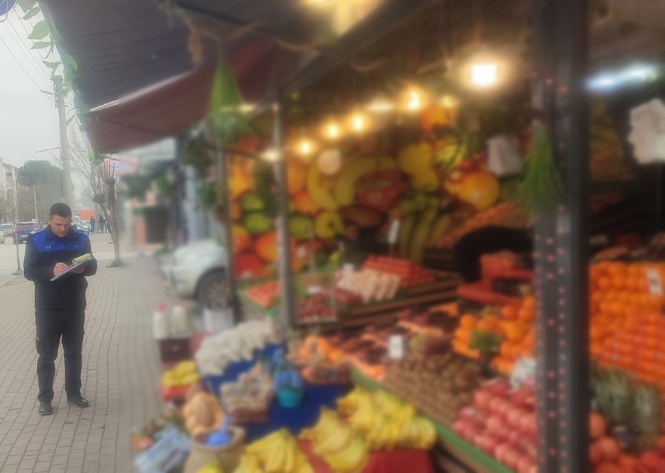 Zabıtadan manav denetemi
