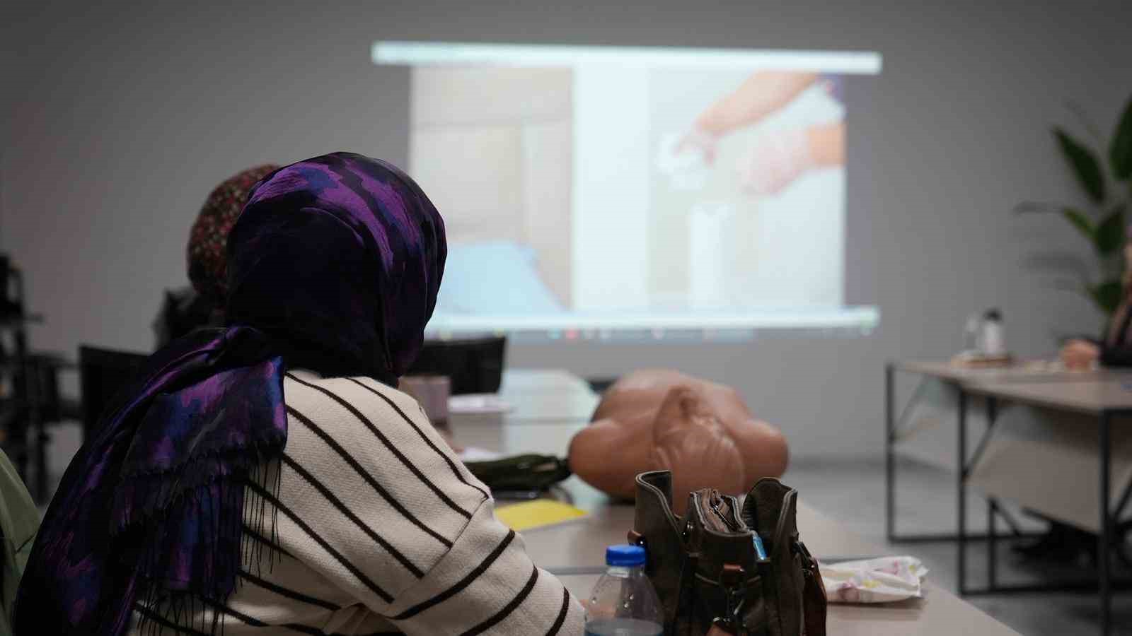 Gürsu’da hasta ve yaşlı bakım kursu
