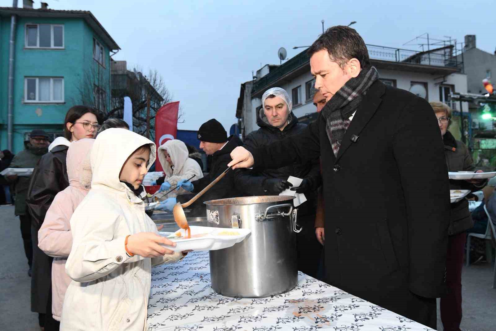 Osmangazi’de gönül sofraları büyüyor
