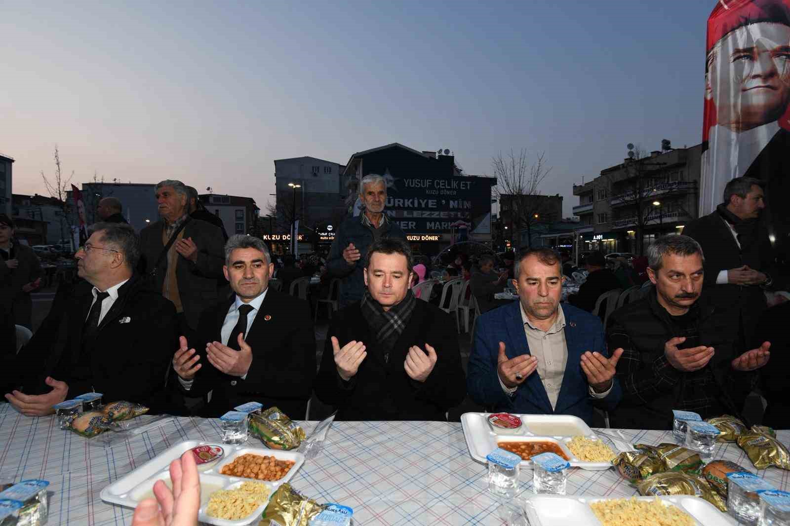 Osmangazi’de Gönül sofrası Bağlarbaşı’nda kuruldu
