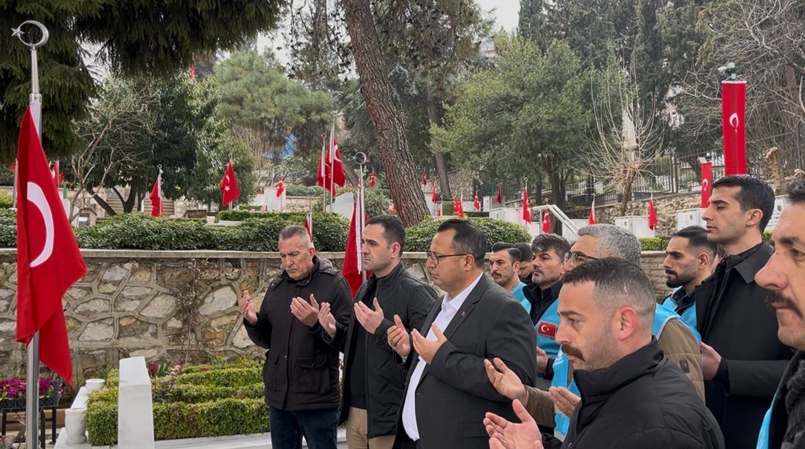 Bayram öncesinde şehitler unutulmadı
