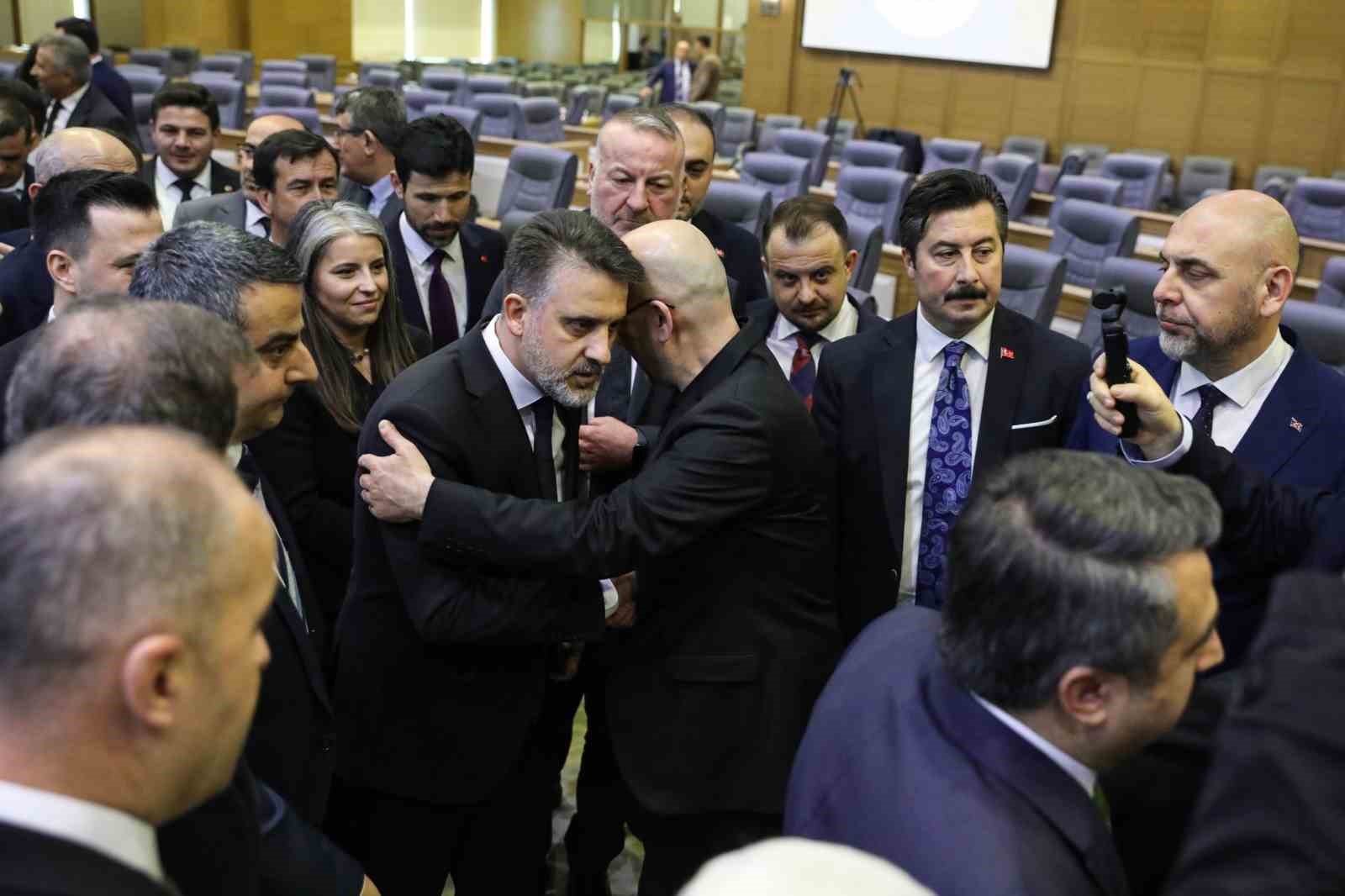 Bursa Büyükşehir’de başkanvekilliğine Şahin Biba seçildi
